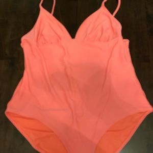 Old Navy Swimsuit XXL